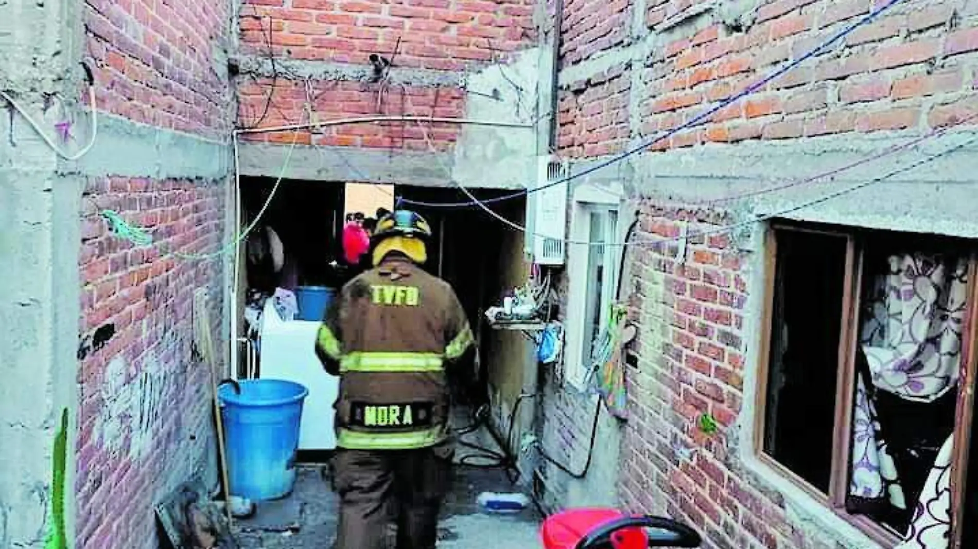 SJR POLI BOMBEROS TRABAJARON EN_CMYK